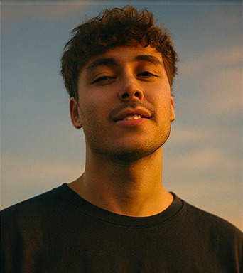 리뷰 작성자 Kim J.